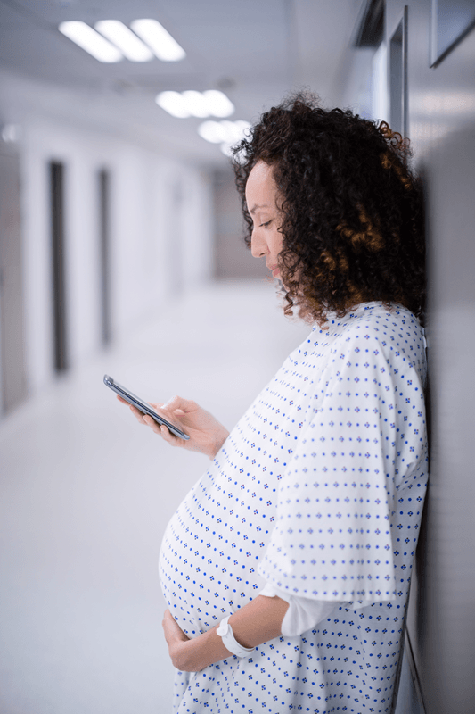 pregnant woman with hypothyroidism